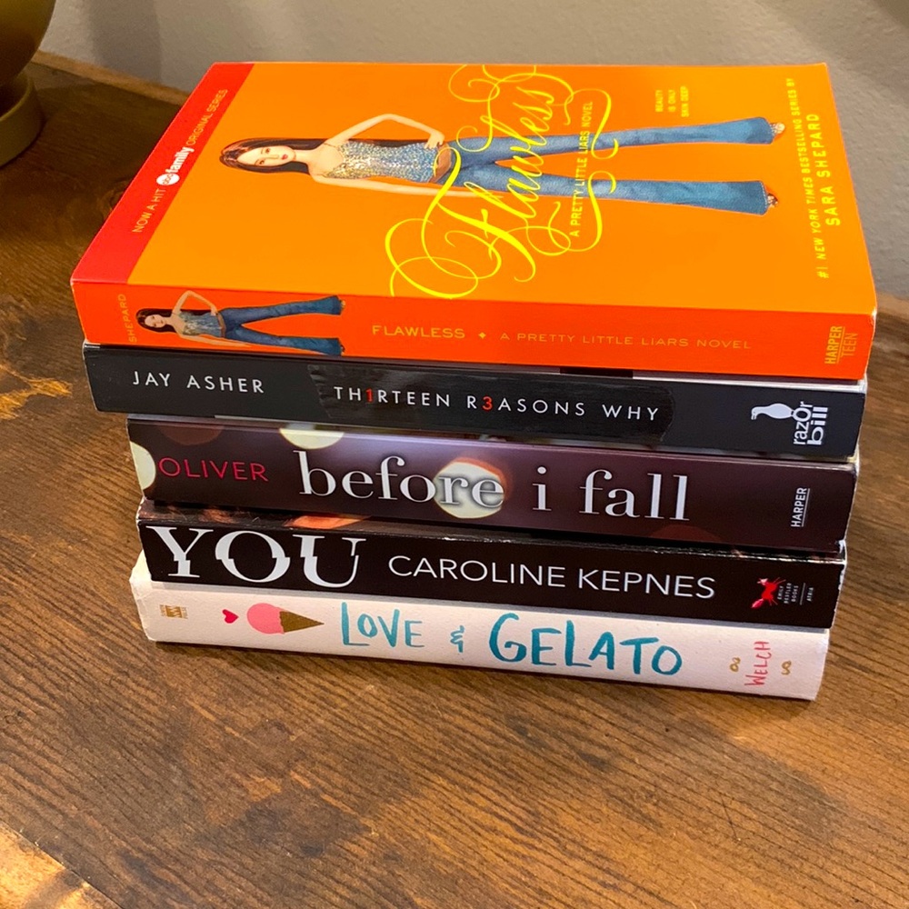 Books, You, Love and Gelato, Thirteen Reasons Why, Flawless, Before I Fall